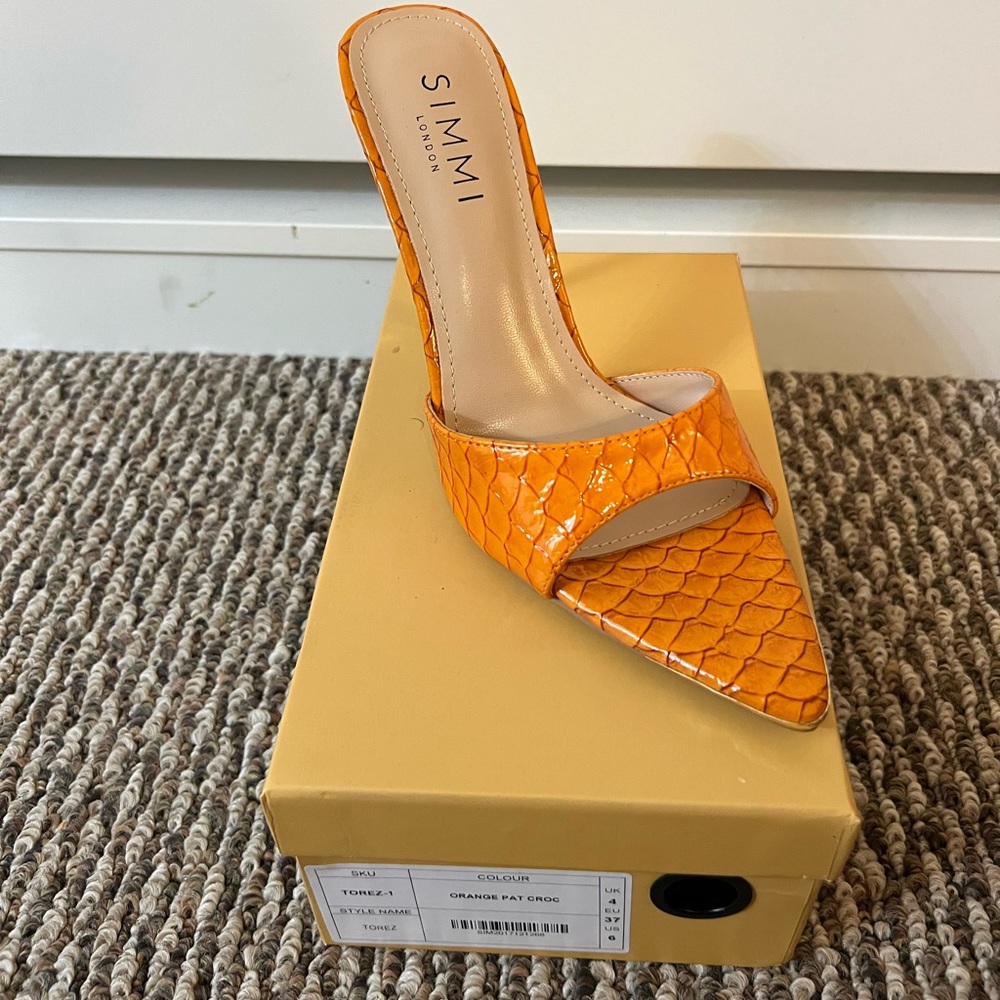 Simmi London Heels